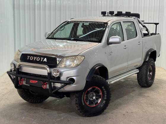 TOYOTA HILUX 2.5 STD 4X4 CD 16V TURBO DIESEL 4P MANUAL